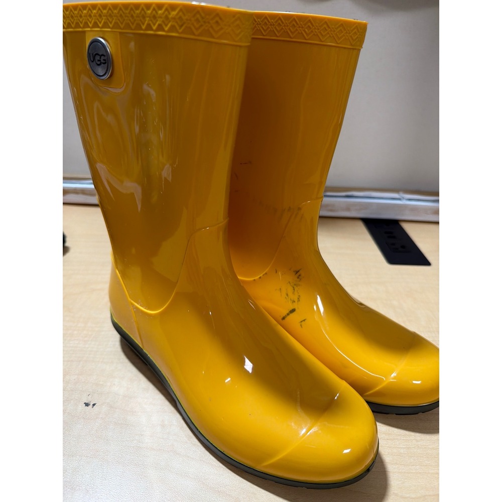 UGG‎ Sienna Rain Boots Mens 7 Yellow Gloss Waterproof Rubber Mid Calf 1014452